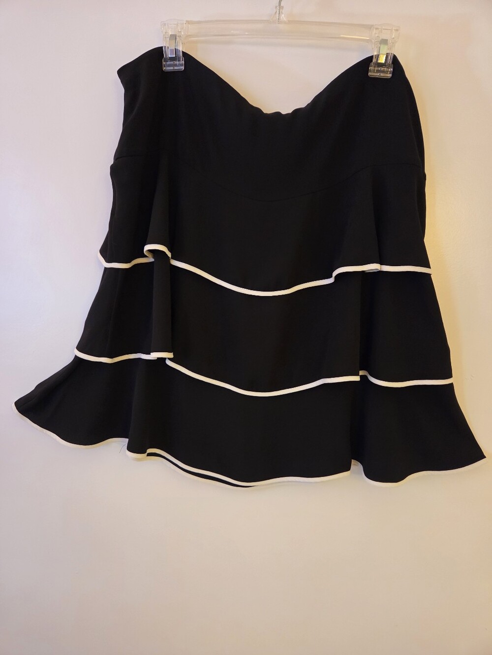 White House Black Market Black Tiered Ruffle Skirt with White Trim